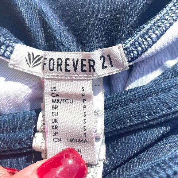 🍍3/$15🍍 Forever 21 Tie Dye Active Leggings - Picture 5 of 6